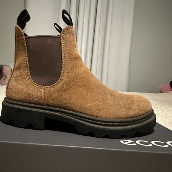 ECCO Womens Grainer Cocoa Brown Suede Chelsea Boots - Picture 1 of 6